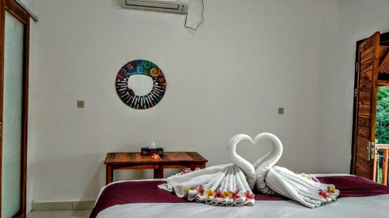 Vina Bungalow Toyapakeh Ngoại thất bức ảnh